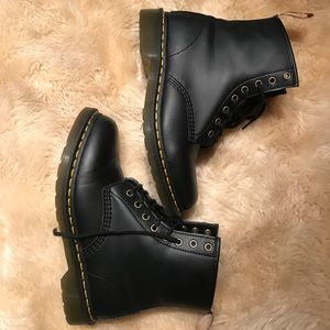 Dr. Martens vegan leather boots men’s US 10